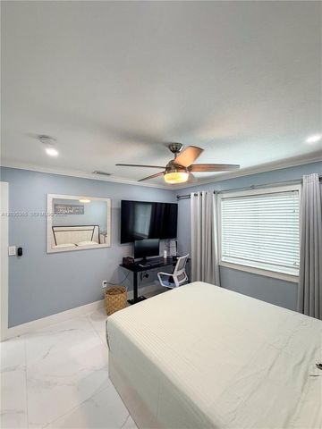 14172 SW 148th Pl, Miami, FL 33196
