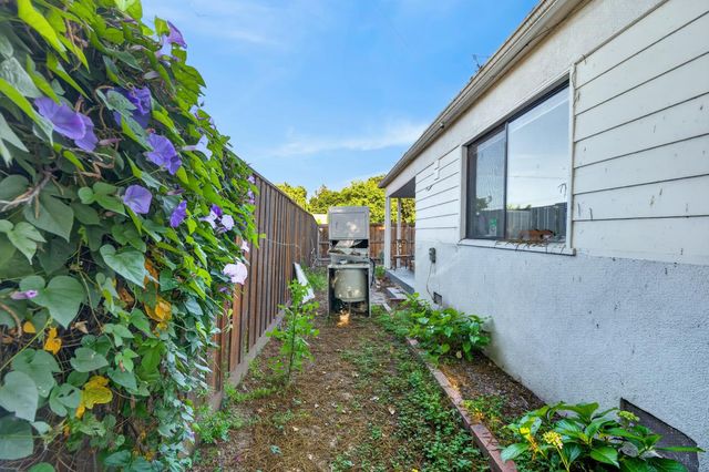 3732 38th St, Sacramento, CA 95820