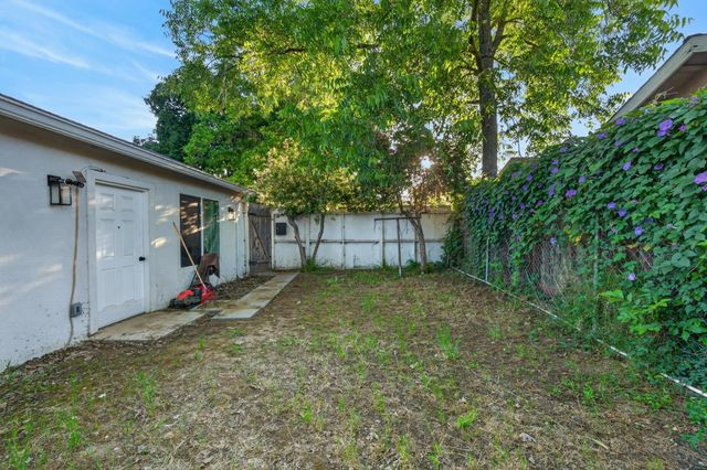 3732 38th St, Sacramento, CA 95820