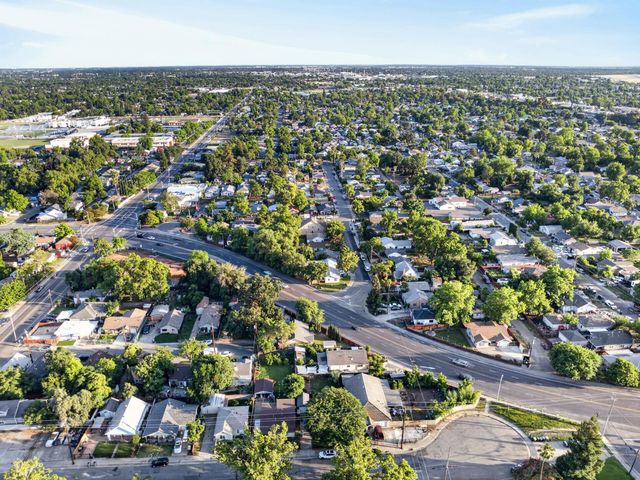 3732 38th St, Sacramento, CA 95820
