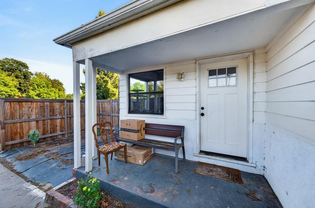 3732 38th St, Sacramento, CA 95820