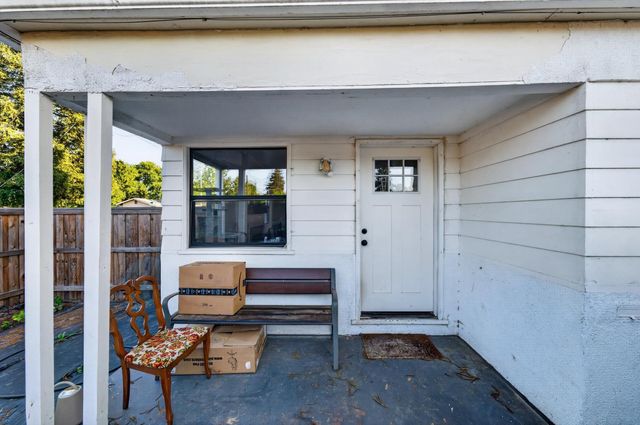 3732 38th St, Sacramento, CA 95820