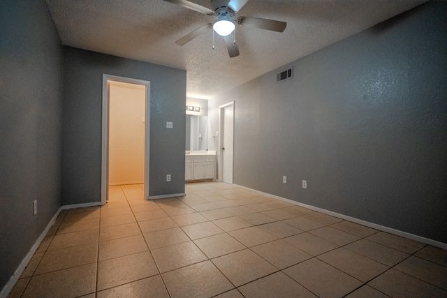 8601 Memphis Drive, Lubbock, TX 79423