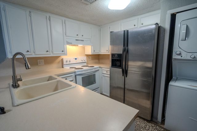 8601 Memphis Drive, Lubbock, TX 79423