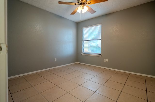 8601 Memphis Drive, Lubbock, TX 79423