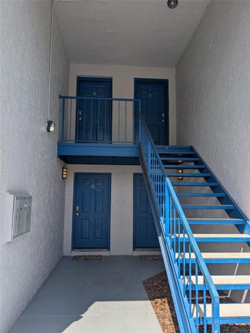 10 N FAIRFAX AVENUE 10, Winter Springs, FL 32708