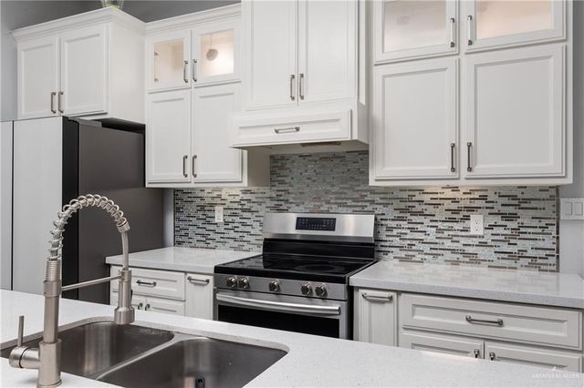 309 Frankie Avenue, Donna, TX 78537