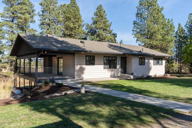 13107 E Crisler Ave, Valleyford, WA 99036 property photo