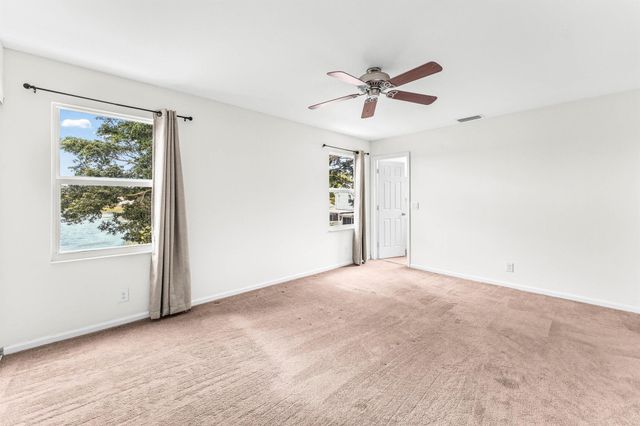 4729 Lakeside Circle, West Palm Beach, FL 33417