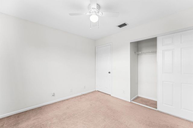 4729 Lakeside Circle, West Palm Beach, FL 33417