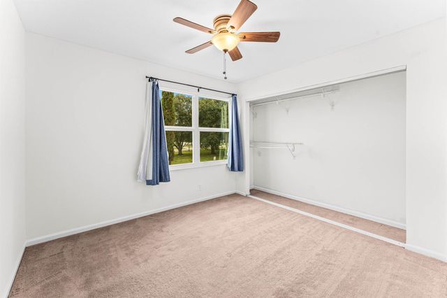 4729 Lakeside Circle, West Palm Beach, FL 33417