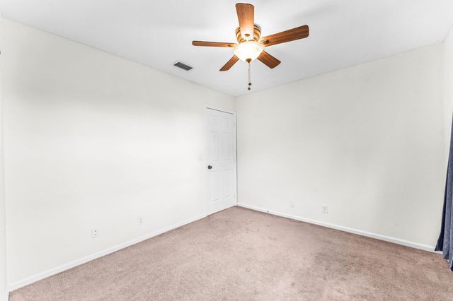 4729 Lakeside Circle, West Palm Beach, FL 33417