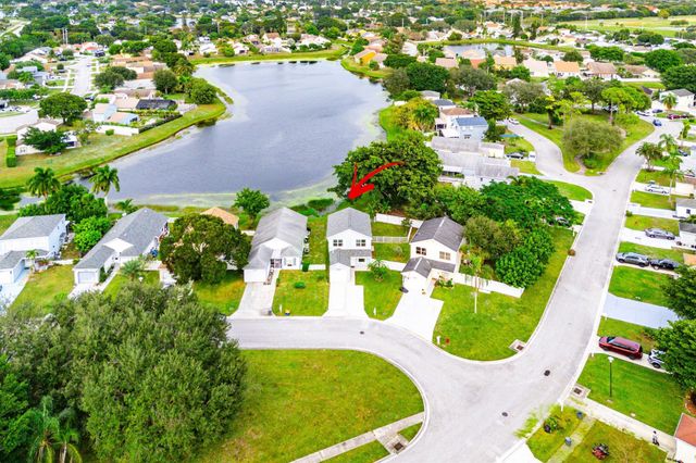 4729 Lakeside Circle, West Palm Beach, FL 33417