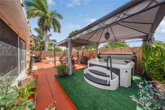 14637 SW 127th Ct, Miami, FL 33186