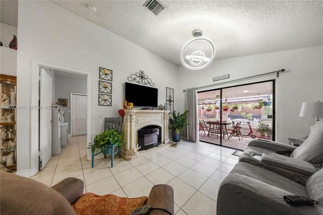 14637 SW 127th Ct, Miami, FL 33186