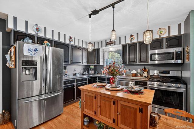 21 Reservoir Avenue, Port Jervis, NY 12771