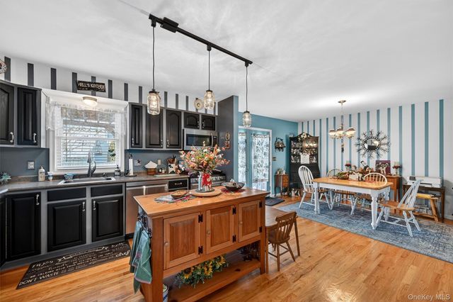 21 Reservoir Avenue, Port Jervis, NY 12771