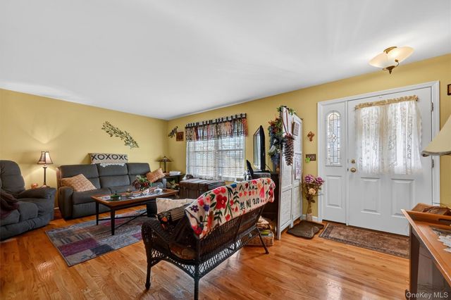 21 Reservoir Avenue, Port Jervis, NY 12771