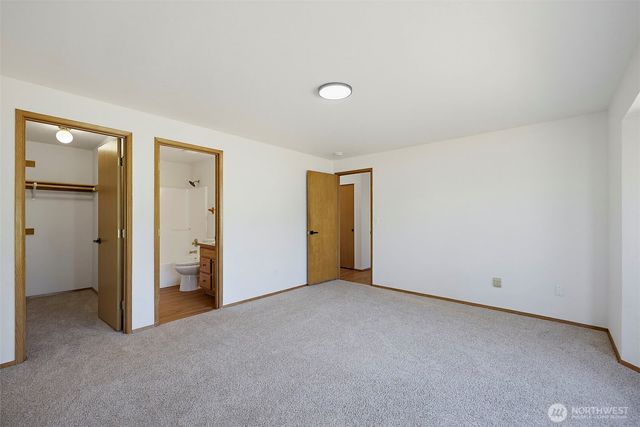 15012 2nd Avenue E, Tacoma, WA 98445