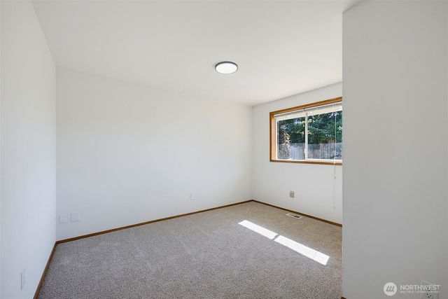15012 2nd Avenue E, Tacoma, WA 98445