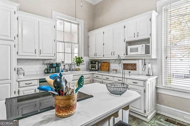 3810 2nd Avenue, Mansfield, GA 30055