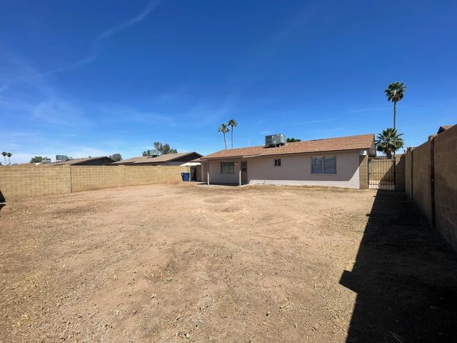 1205 W El Alba Way, Chandler, AZ 85224