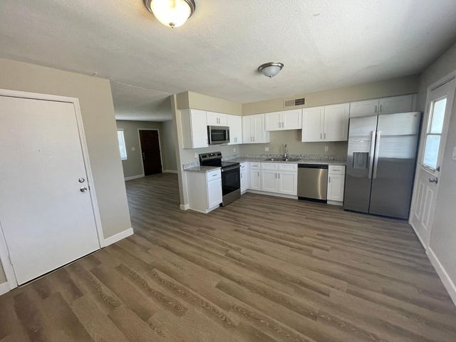 1205 W El Alba Way, Chandler, AZ 85224