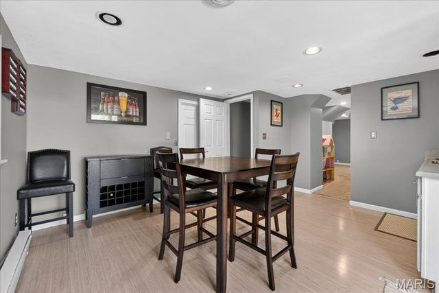 1217 Dorne Drive, Ballwin, MO 63021