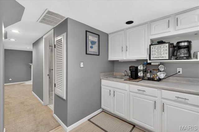 1217 Dorne Drive, Ballwin, MO 63021