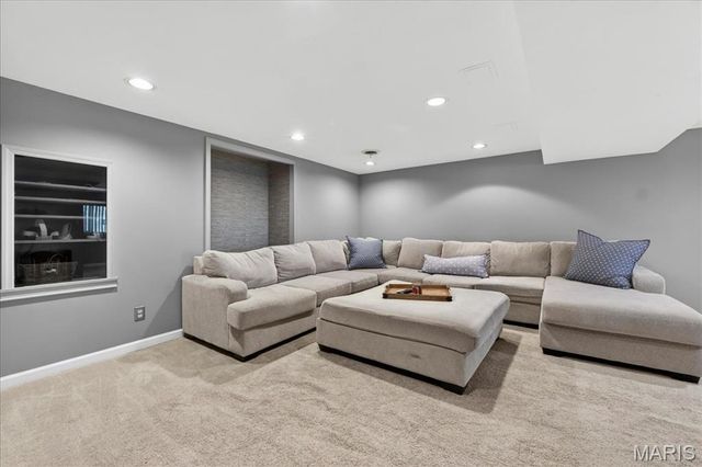 1217 Dorne Drive, Ballwin, MO 63021