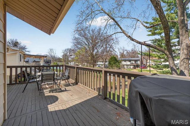 1217 Dorne Drive, Ballwin, MO 63021