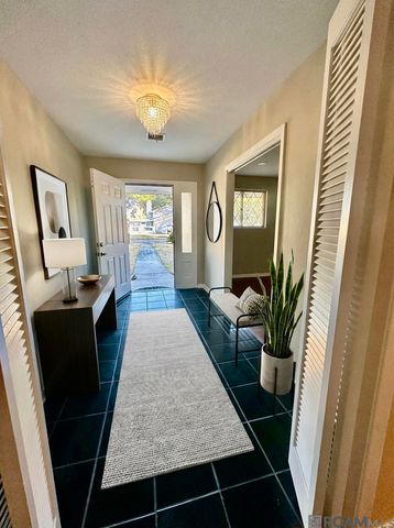 1331 S Redondo Dr, Baton Rouge, LA 70815