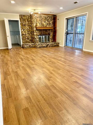 1331 S Redondo Dr, Baton Rouge, LA 70815