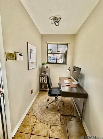 1331 S Redondo Dr, Baton Rouge, LA 70815