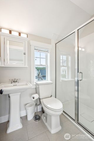 74 Flash Lane, Pacific Beach, WA 98571