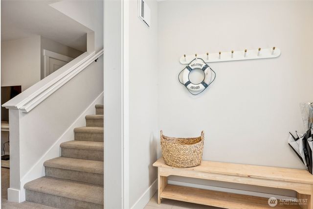 74 Flash Lane, Pacific Beach, WA 98571