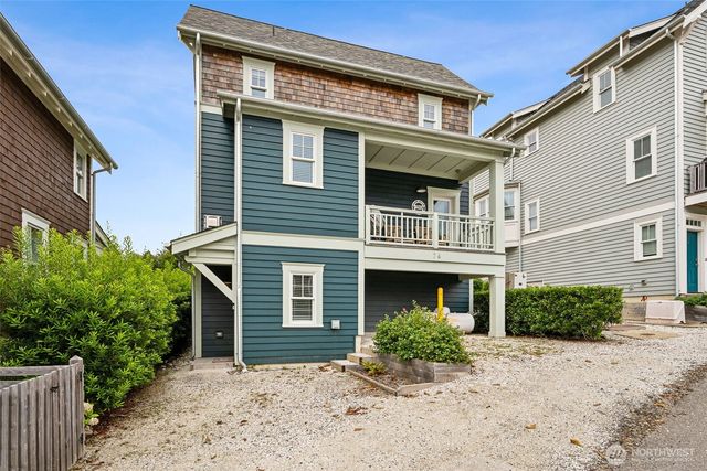 74 Flash Lane, Pacific Beach, WA 98571