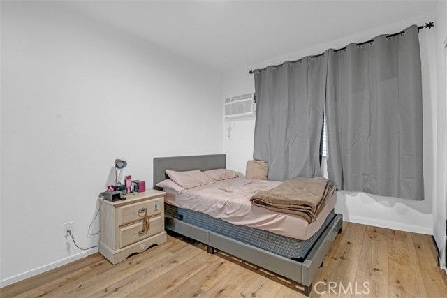 6652 Darby Avenue, Reseda (los Angeles), CA 91335