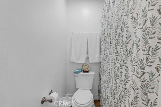 6652 Darby Avenue, Reseda (los Angeles), CA 91335