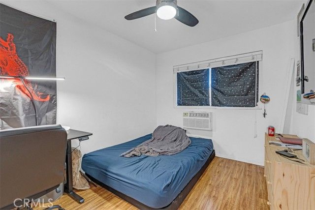 6652 Darby Avenue, Reseda (los Angeles), CA 91335