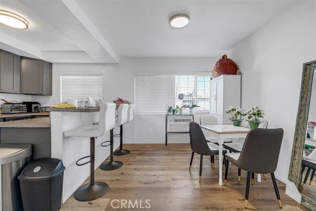 6652 Darby Avenue, Reseda (los Angeles), CA 91335