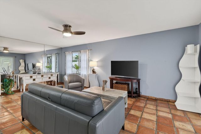 170 Seabreeze Circle, Jupiter, FL 33477