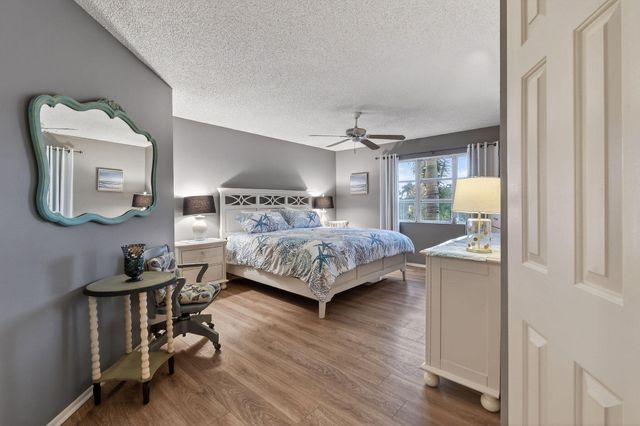 170 Seabreeze Circle, Jupiter, FL 33477