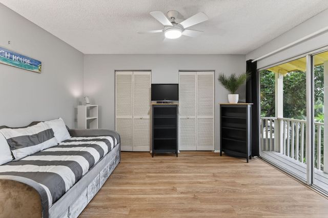 170 Seabreeze Circle, Jupiter, FL 33477