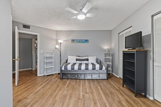 170 Seabreeze Circle, Jupiter, FL 33477