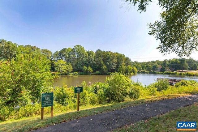 3243 GATEWAY CIR, Charlottesville, VA 22911