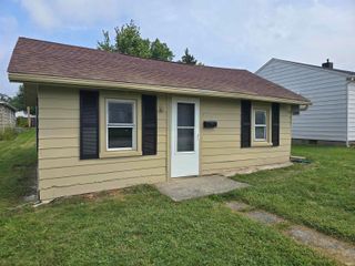 2717 Clara Avenue, Fort Wayne, IN 46805
