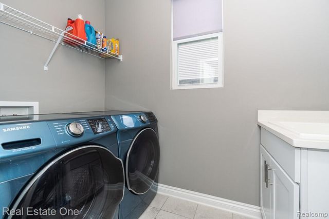 16147 Adelaide Drive, Macomb Township, MI 48044