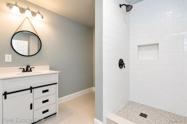 16147 Adelaide Drive, Macomb Township, MI 48044