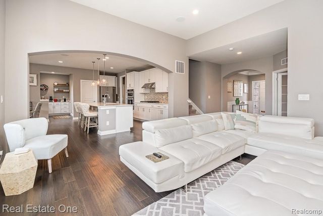 16147 Adelaide Drive, Macomb Township, MI 48044